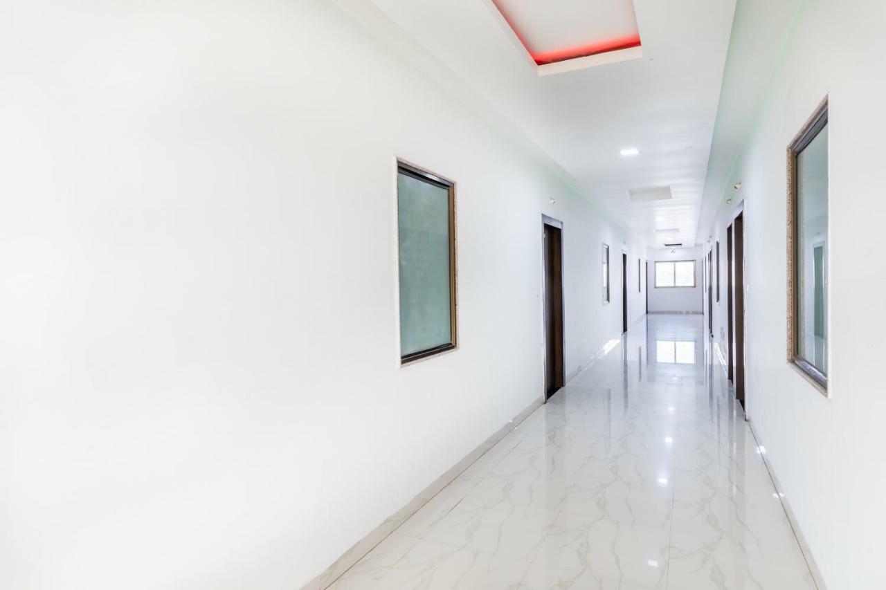 Oyo 42910 Hotel Rudra Palace Ratlām 外观 照片