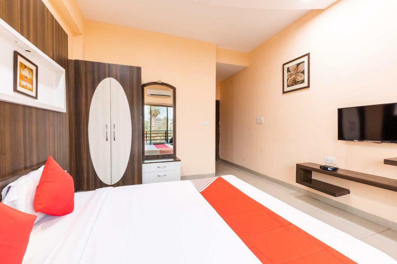 Oyo 42910 Hotel Rudra Palace Ratlām 外观 照片